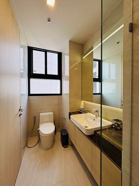 bathroom of Noble State Sukhumvit 39