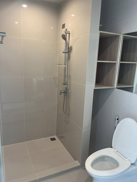room interior and bathroom of Nue Mega Plus Bangna