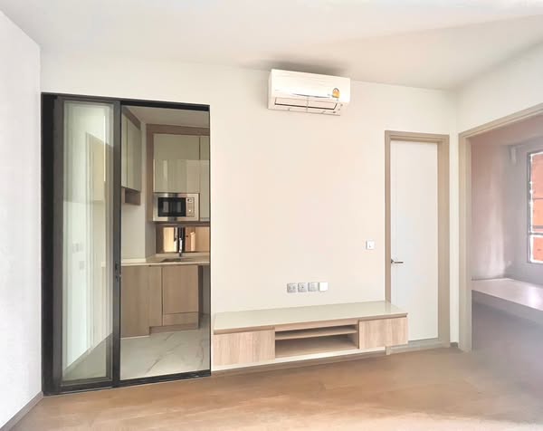 room interior of Park​ Origin​ Phaya Thai