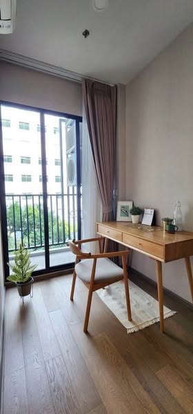 room interior of Park​ Origin​ Phaya Thai