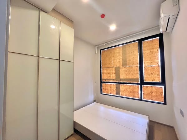 room interior of Park​ Origin​ Phaya Thai