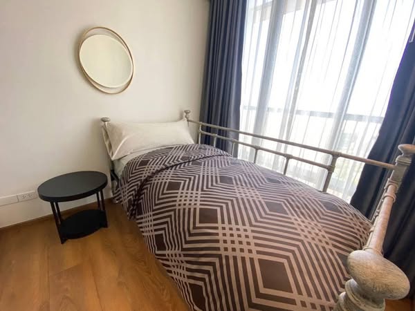 bedroom of Park Origin Phrom Phong