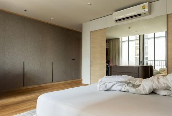 bedroom and room interior of Park Origin Phrom Phong