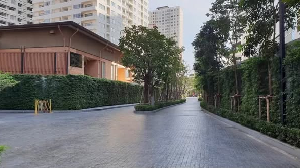 Park Origin Phrom Phong