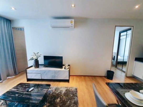 living room of Park Origin Phrom Phong