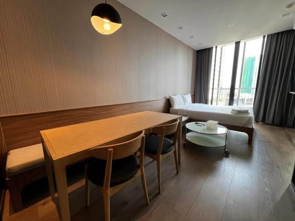 room interior of Park Origin Phrom Phong