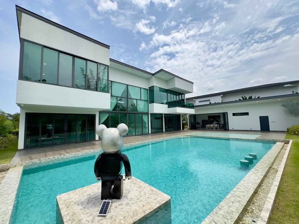pool of บ้านพักพูลวิลล่า