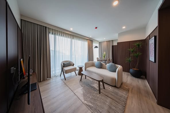 living room and bedroom of PYNN Soonvijai