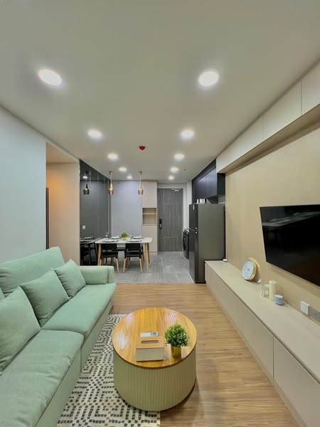 living room and bathroom of Q Prasarnmit