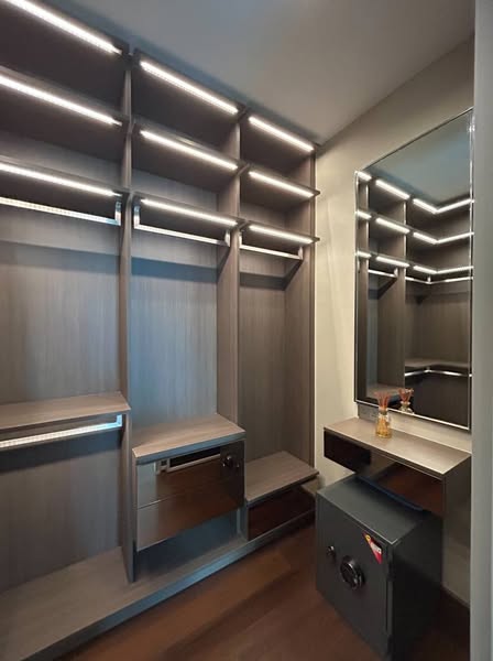 Q1 Sukhumvit Condo by Q House