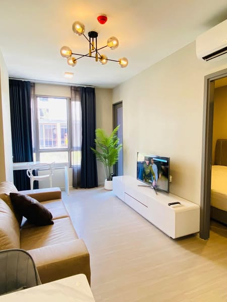 living room and bedroom of Quintara Phume Sukhumvit 39