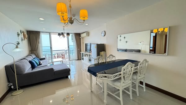 bedroom of Rama Harbour View Condominium