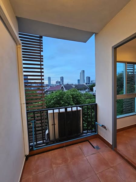 Regent Home 5 Condo