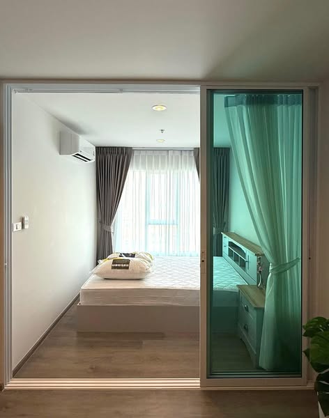 bedroom and room interior of Regent Home Bangna (รีเจ้นท์โฮม บางนา)