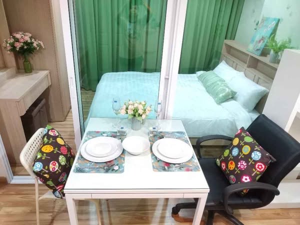 bedroom and room interior of Regent Orchid Condominium