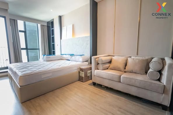 bedroom and living room of RHYTHM Ekkamai