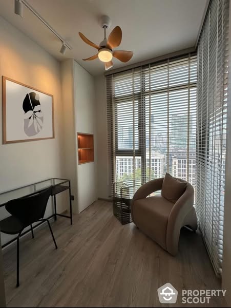 living room of Rhythm Ekkamai Estate