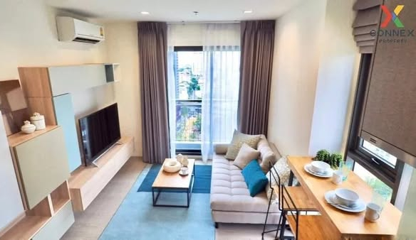 bedroom and living room of Rhythm Sukhumvit 36-38