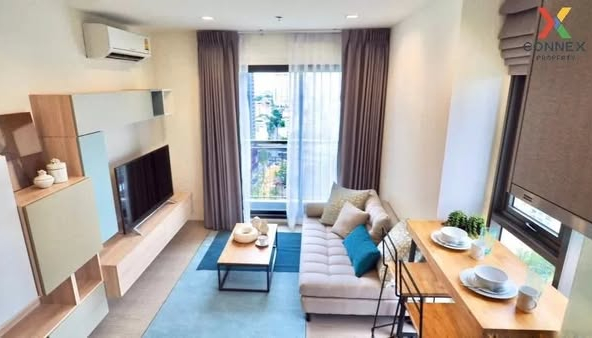 bedroom and living room of Rhythm Sukhumvit 36-38