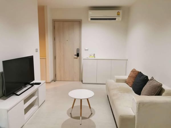 bedroom of Rhythm Sukhumvit 42