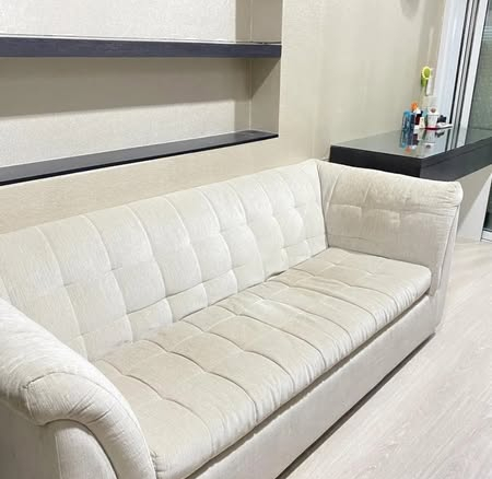 living room of RHYTHM Sukhumvit 44/1