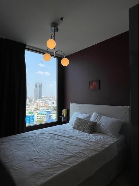 bedroom of Skyrise Avenue Sukhumvit 64
