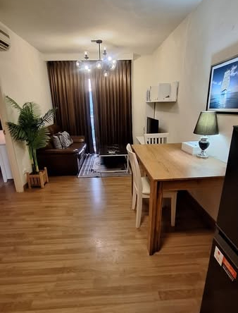 room interior of S&S Sukhumvit Condominium