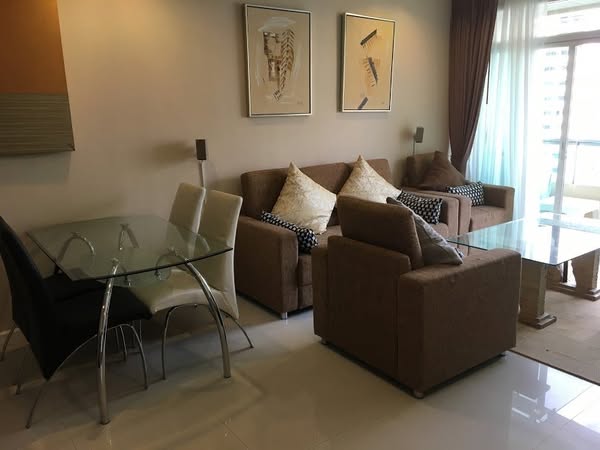living room and room interior of Sukhumvit City Resort