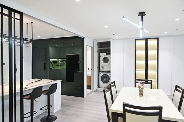 room interior of Sukhumvit Living Town
