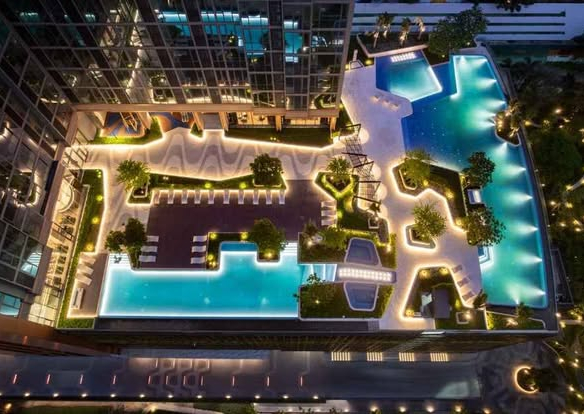 pool of Supalai Icon Sathon