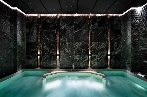 pool of Supalai Icon Sathon