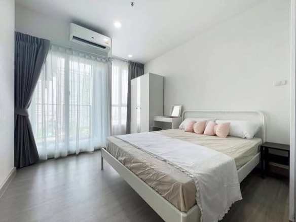 bedroom of Supalai Loft Sathon-Ratchaphruek