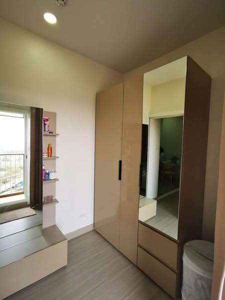 room interior of Supalai Loft Sathon-Ratchaphruek