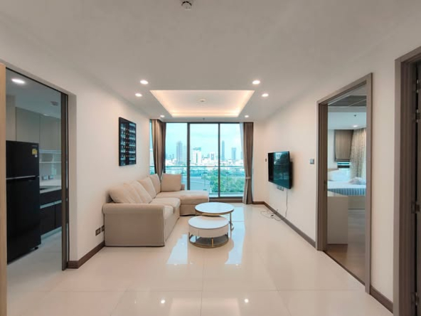 living room and room interior of Supalai Oriental Sukhumvit 39