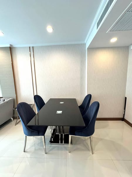 room interior of Supalai Oriental Sukhumvit 39