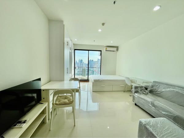 bedroom of Supalai Premier @ Asoke
