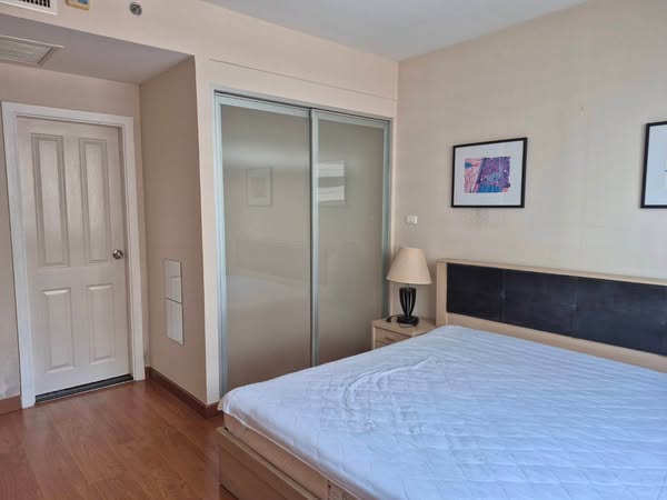 bedroom of Supalai Premier Place Asok