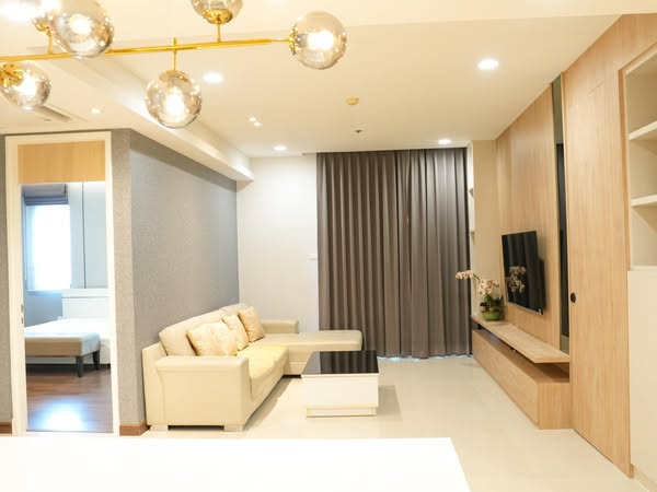 bedroom and living room of Supalai Premier Ratchathewi