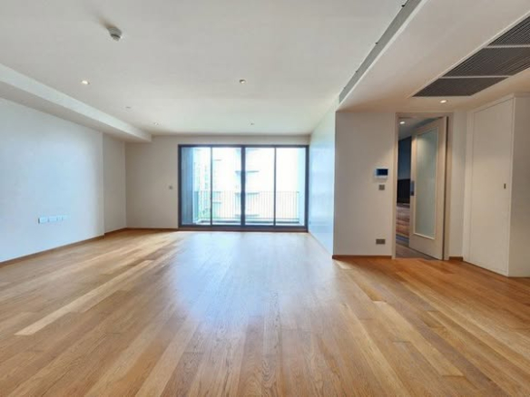 Supreme Legend Condominium