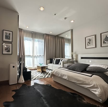 bedroom of The Address Chidlom