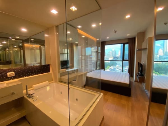 room interior of The Address Sathorn