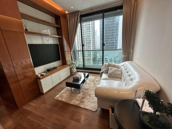 bedroom and living room of The Address Sukhumvit 28