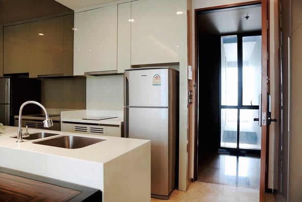 room interior and kitchen of The Address Sukhumvit 28