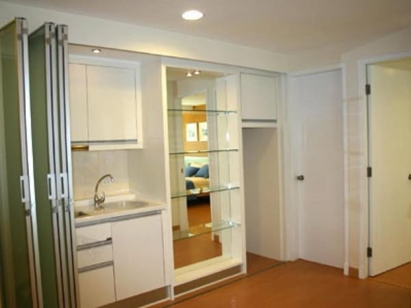 room interior of The Bangkok Sathorn