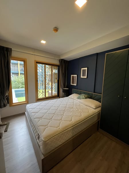 bedroom of THE BASE Sukhumvit 50
