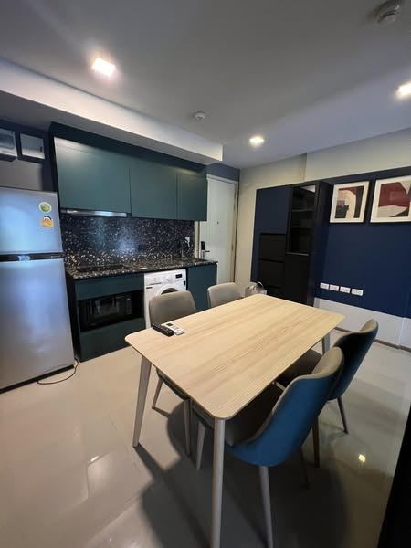 room interior of THE BASE Sukhumvit 50