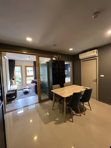 room interior of THE BASE Sukhumvit 50