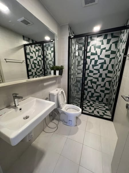 room interior of THE BASE Sukhumvit 50