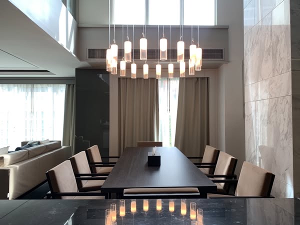room interior of The Crest Sukhumvit 24