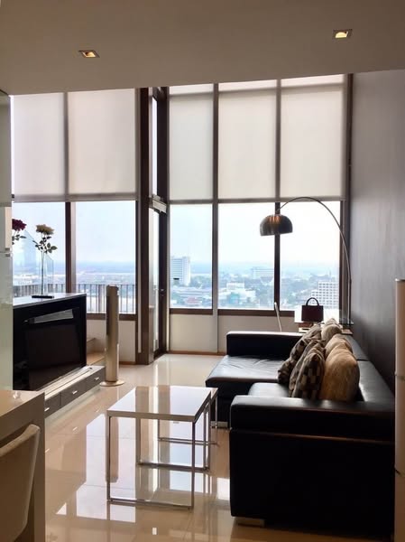 living room and room interior of The Emporio Place